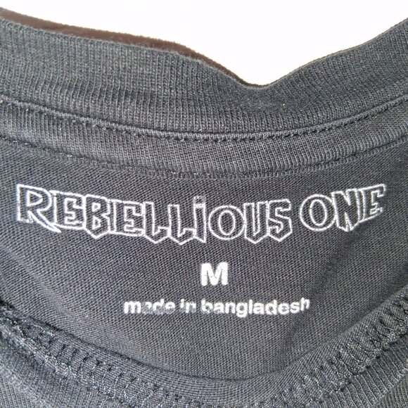 VW Bus Volkswagen Women's 2 Tshirt Lot Flower Rebellious One - Picture 2 of 4